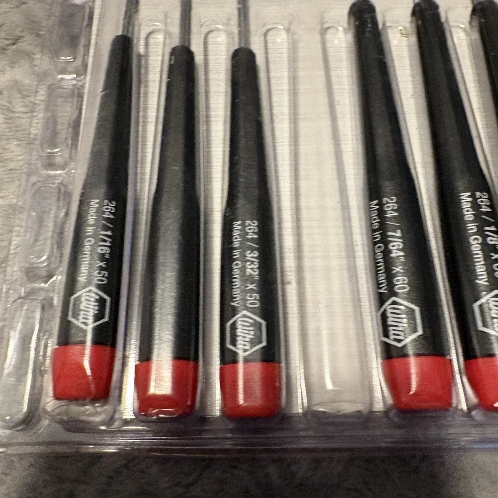 Wiha Tools Precision Ball End Hex Metric Driver, 8 Pc. Set - Missing 1***